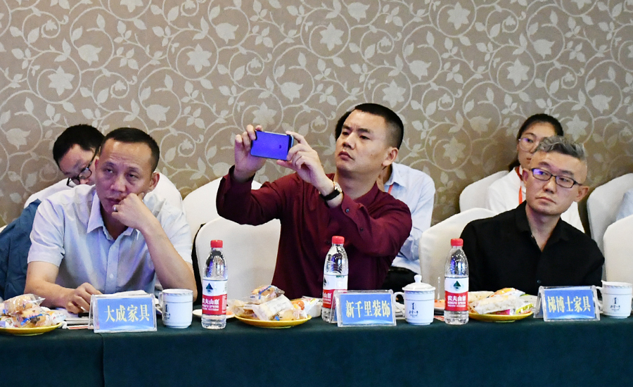 1538011275688723.jpg 02.jpg