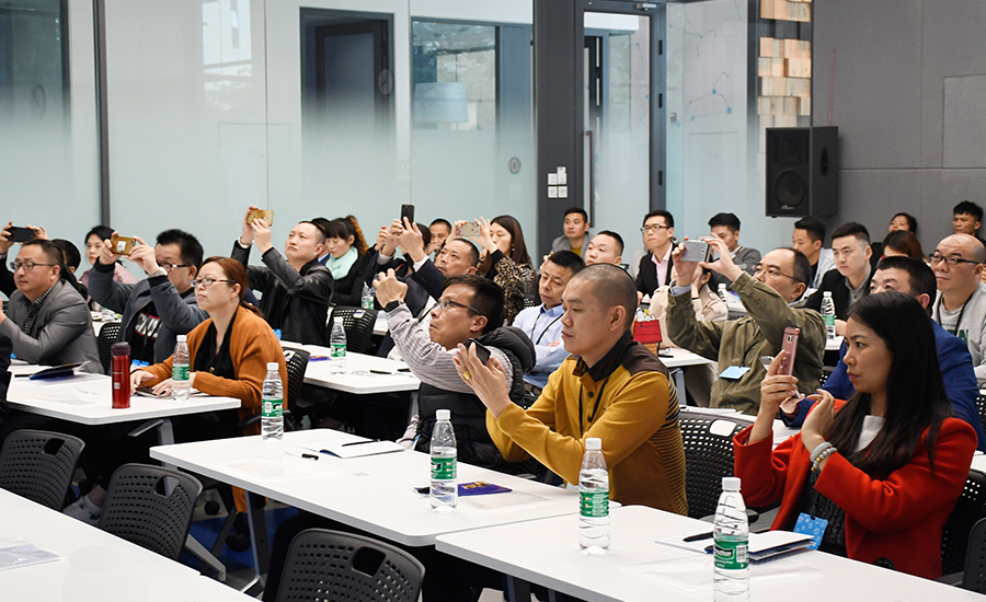 1540430953909907.jpg 18.jpg