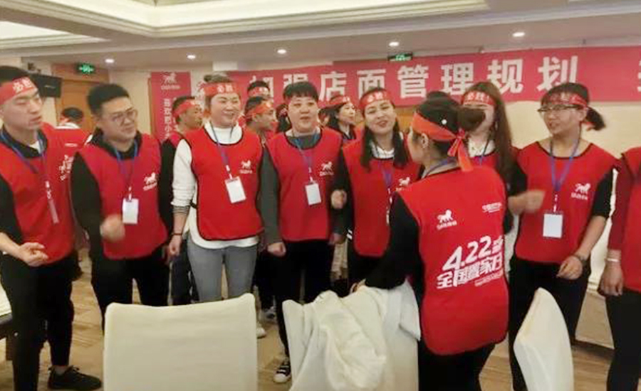 陕甘宁站3.jpg