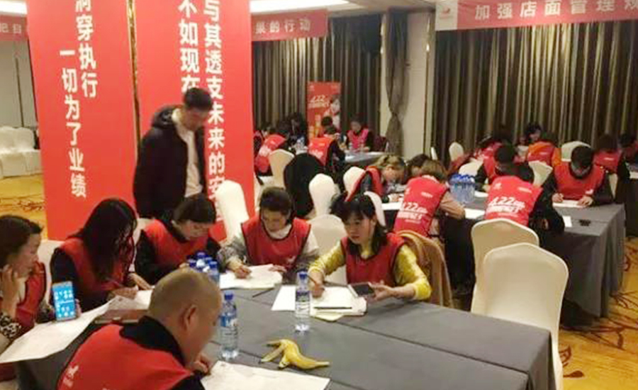 云贵站1.jpg