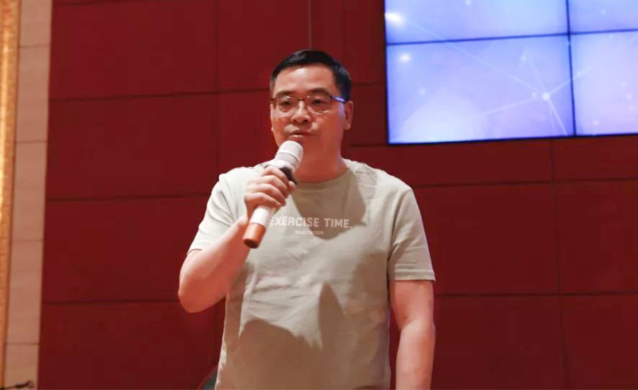 未标题-1_0006_双虎集团董事长尹显建先生讲话.jpg
