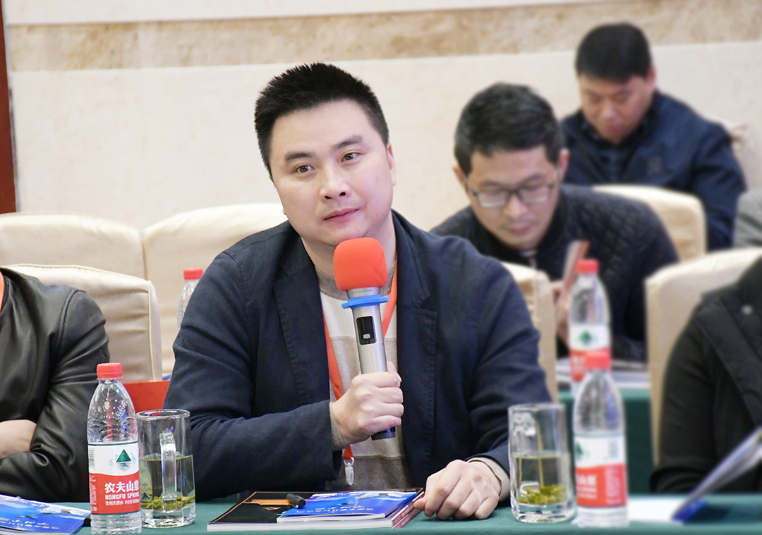 1573811088126969.jpg 708.jpg