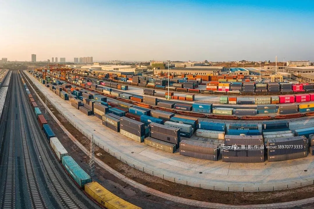 1602471223648316.jpg 640.webp (10).jpg