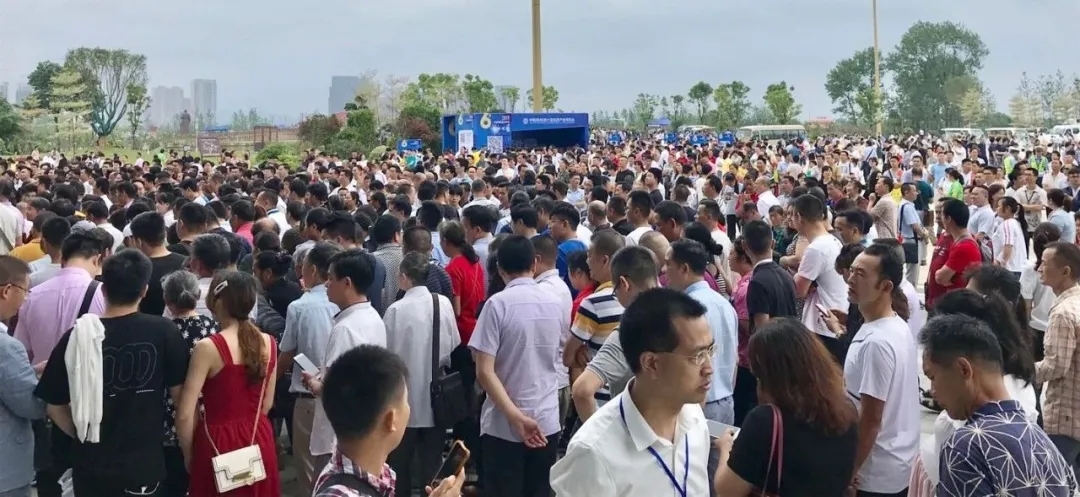 1602471329102845.jpg 640.webp (16).jpg