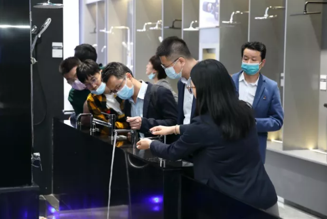 1617763073489099.png image.png