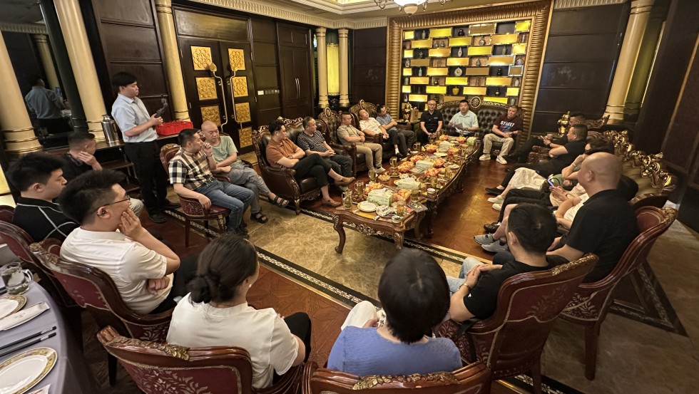 1759197403520942.jpg 0.jpg